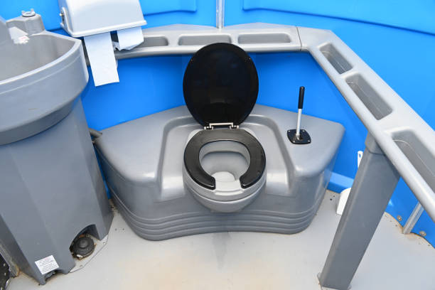 Best Portable restroom trailer rental  in Austin, TX